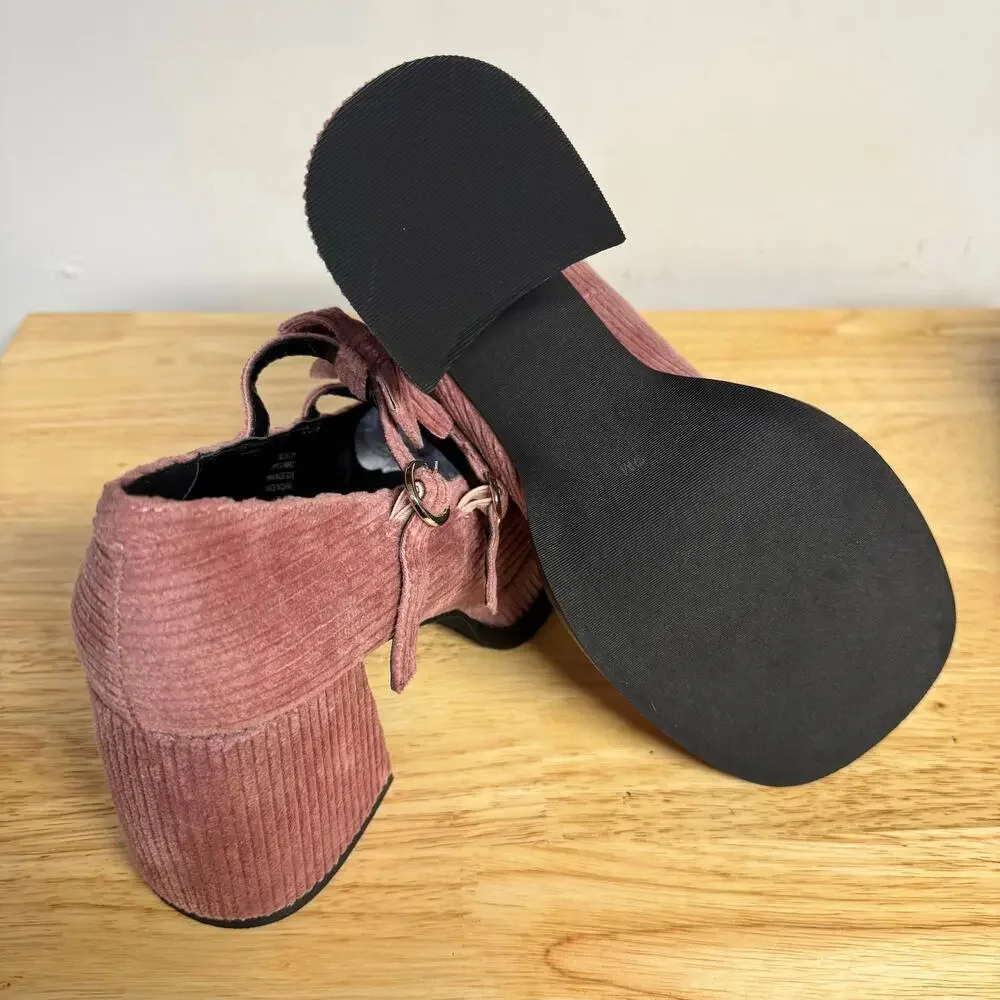 NWOB Dolls Kill Delia’s ROMANTIC TYPE MARY JANES Pink Corduroy Chunky Y2K Size 9